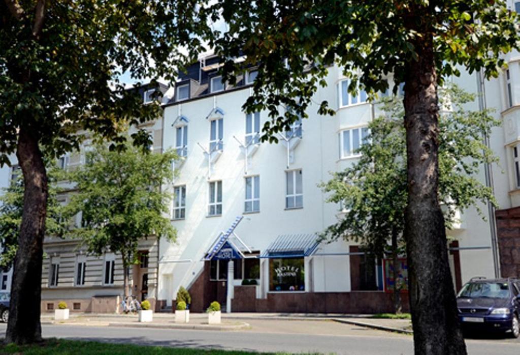 Kastens Hotel Dusseldorf Exterior photo