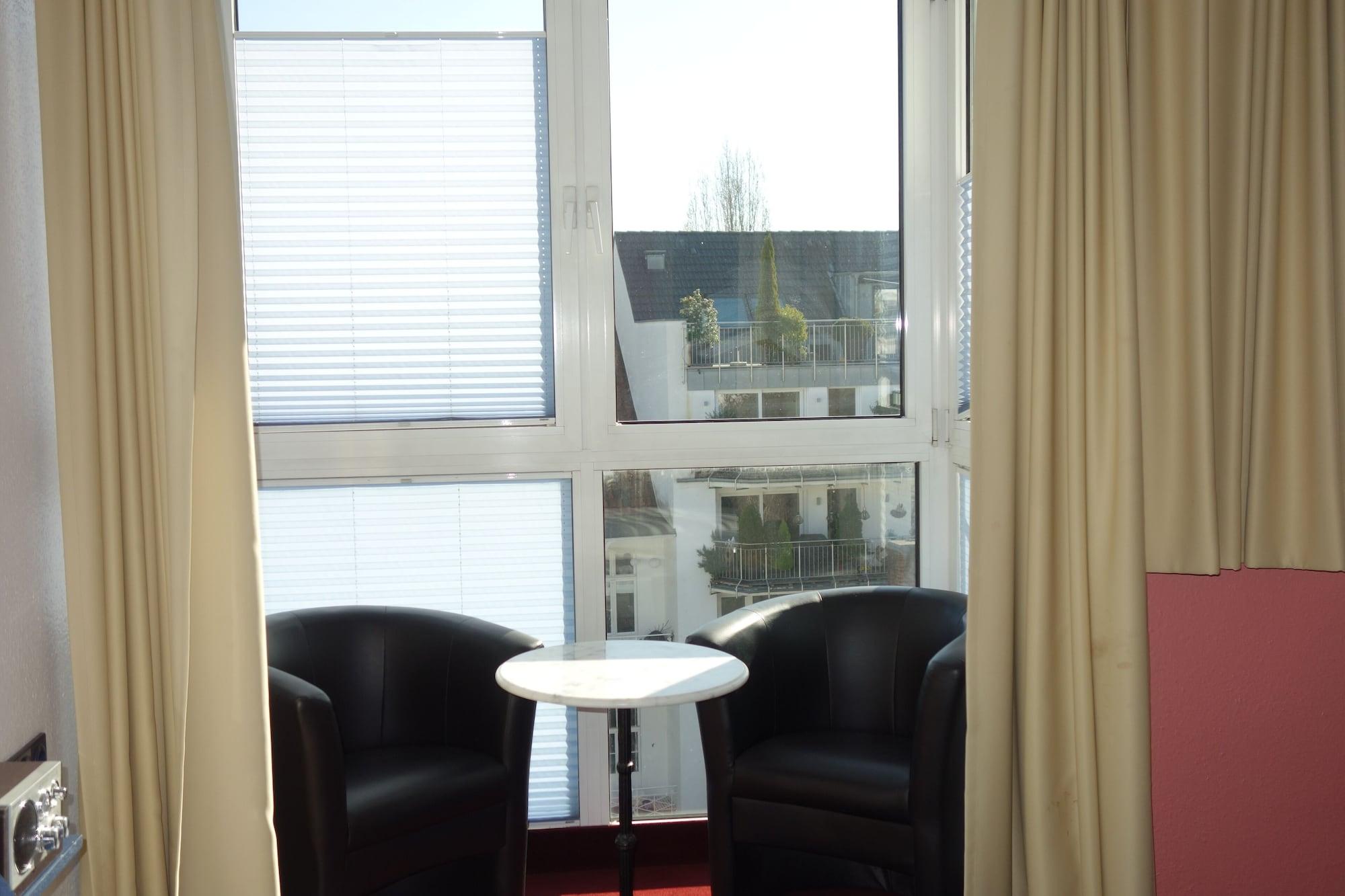 Kastens Hotel Dusseldorf Exterior photo